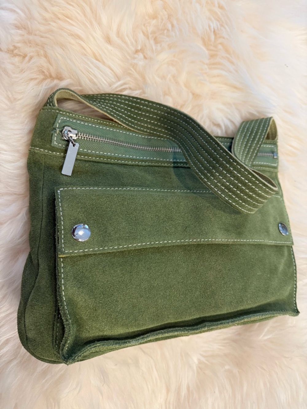 Banana Republic Olive Green Suede Shoulder Bag - Picture 11 of 15